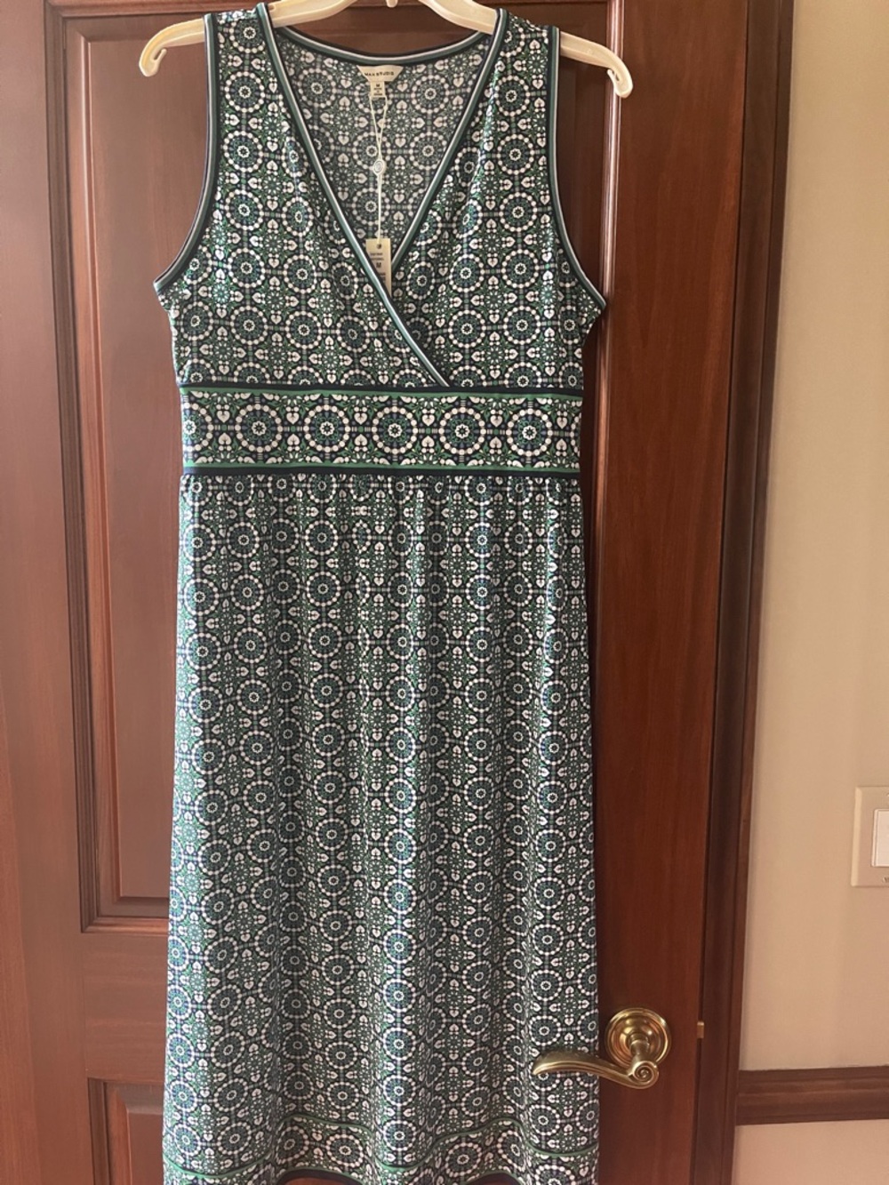 Max Studio Green and White Geometric Midi Dress
